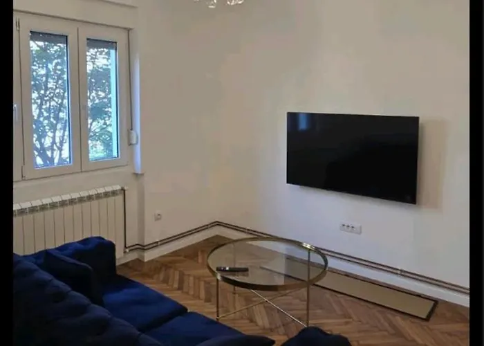 Admiral Gate * Belgrád